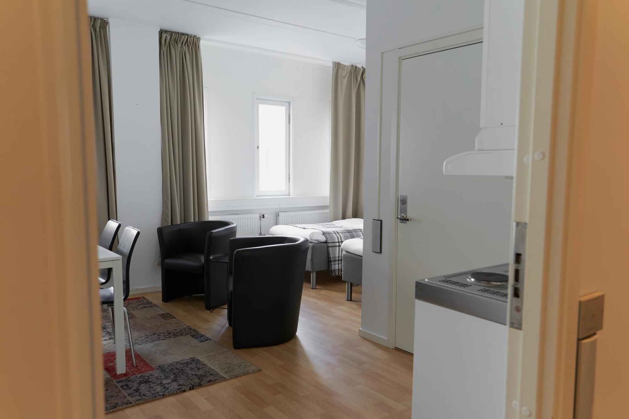 Slagsta Gate Hotell Fittja Exterior foto